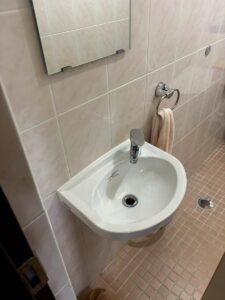 金武町 トイレリフォーム 施工後の手洗い器